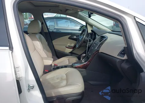 2015 Buick Verano Convenience Group z USA, uszkodzony, nr VIN 1G4PR5SK9F4158608